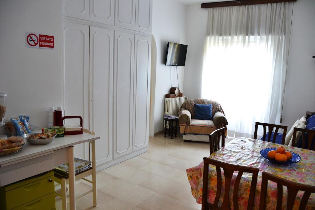 Guest house Affittacamere Eur Arcobaleno Rome